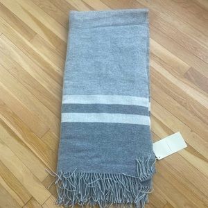 Alicia Adams Alpaca “ Canyon Throw”